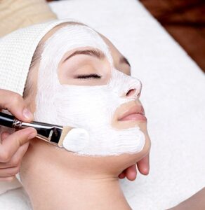 DIY At Home Mask You Can Find In Your Kitchen